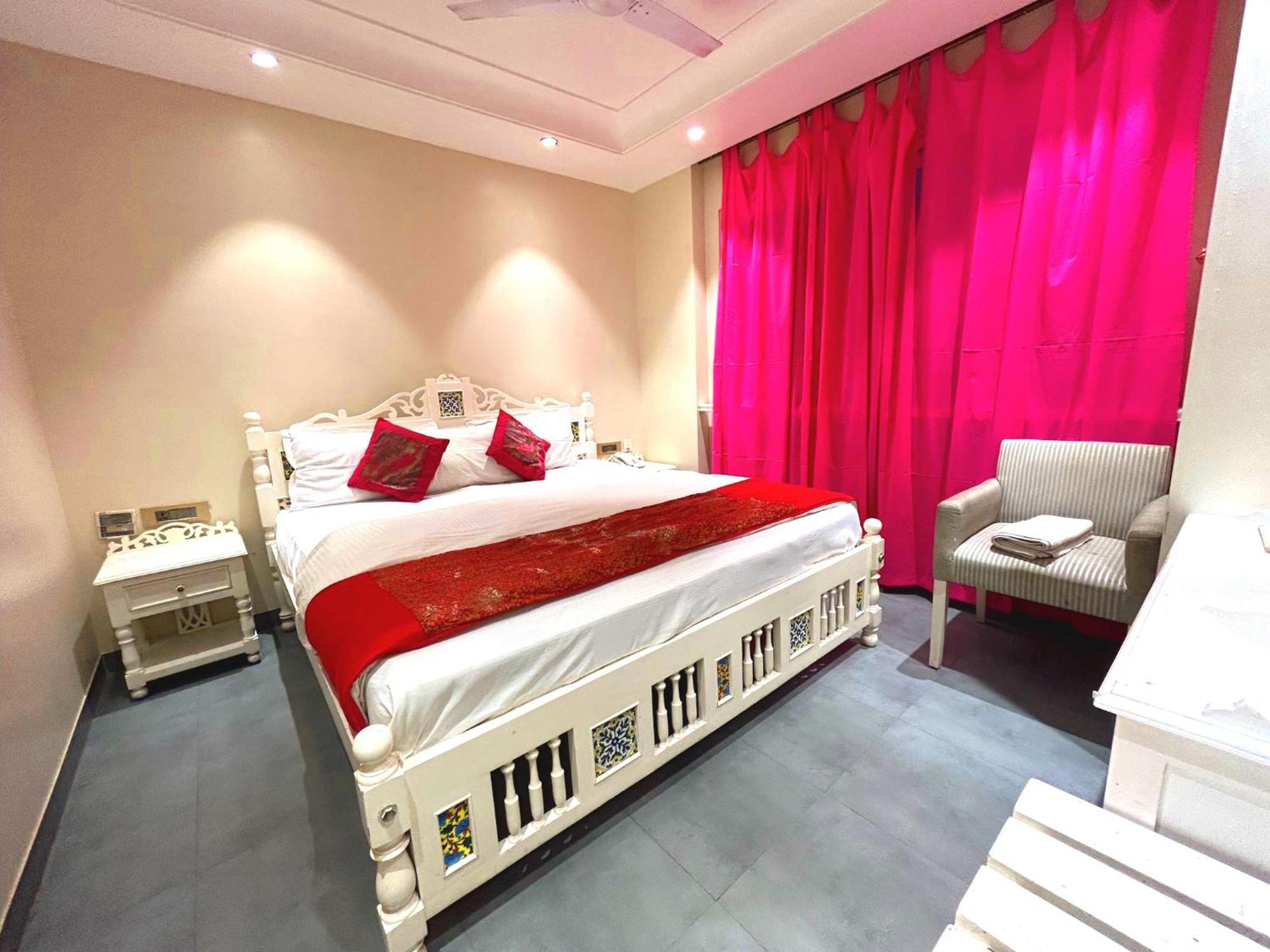 The Pinky Villa - Heritage Boutique Suites New Delhi Exterior photo